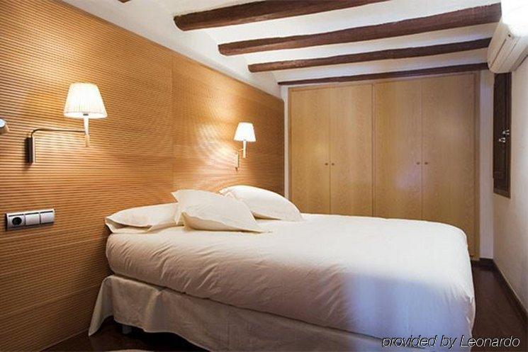 Apartamentos La Casa De Les Lletres Barcelona Værelse billede